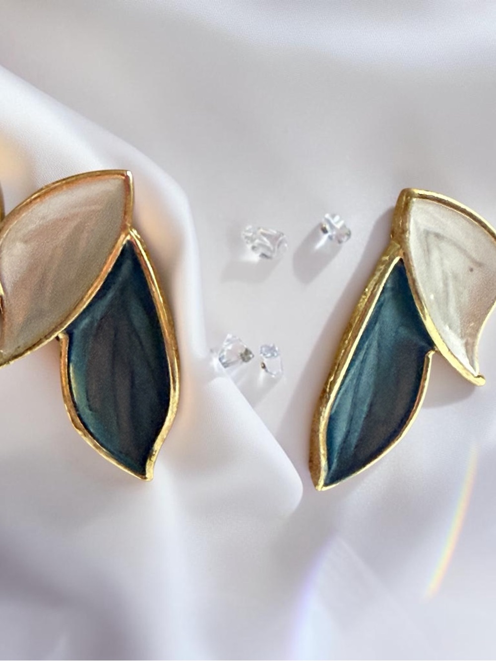 Gold Trim Blue and Cream Leaf Drop Earrings